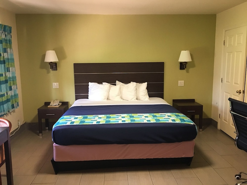 American Inn Punta Gorda 9/35