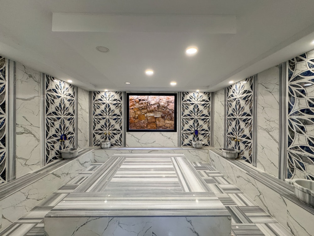 Çelik Thermal & Spa 9/48