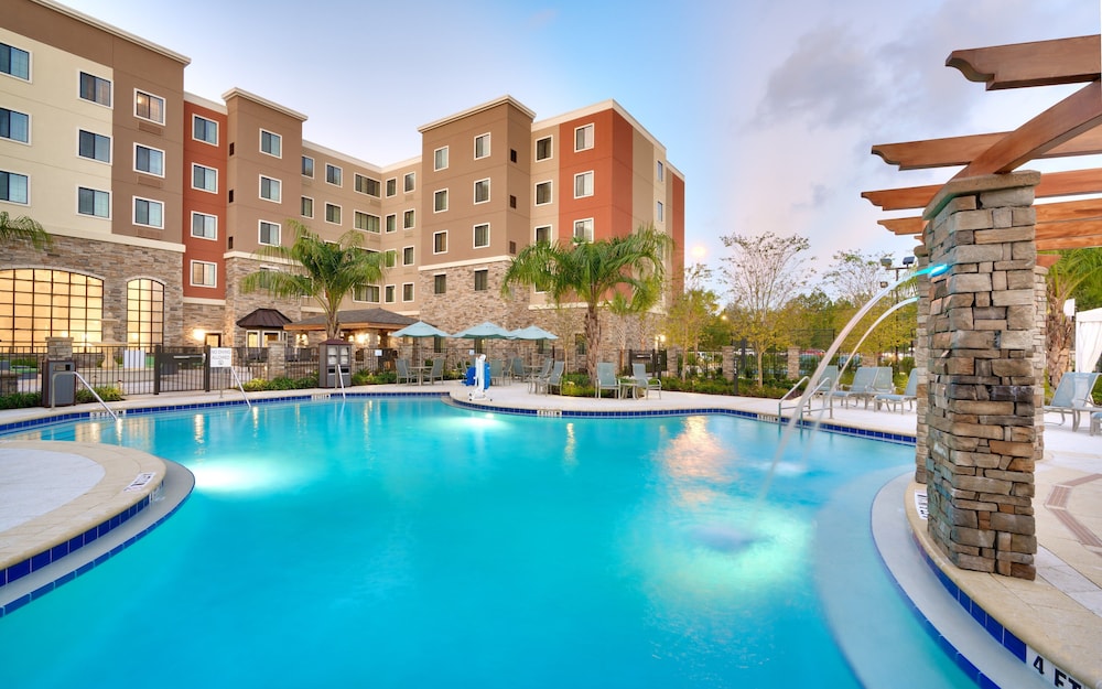 Holiday Inn Express Suites Gainesville I 75 3/68