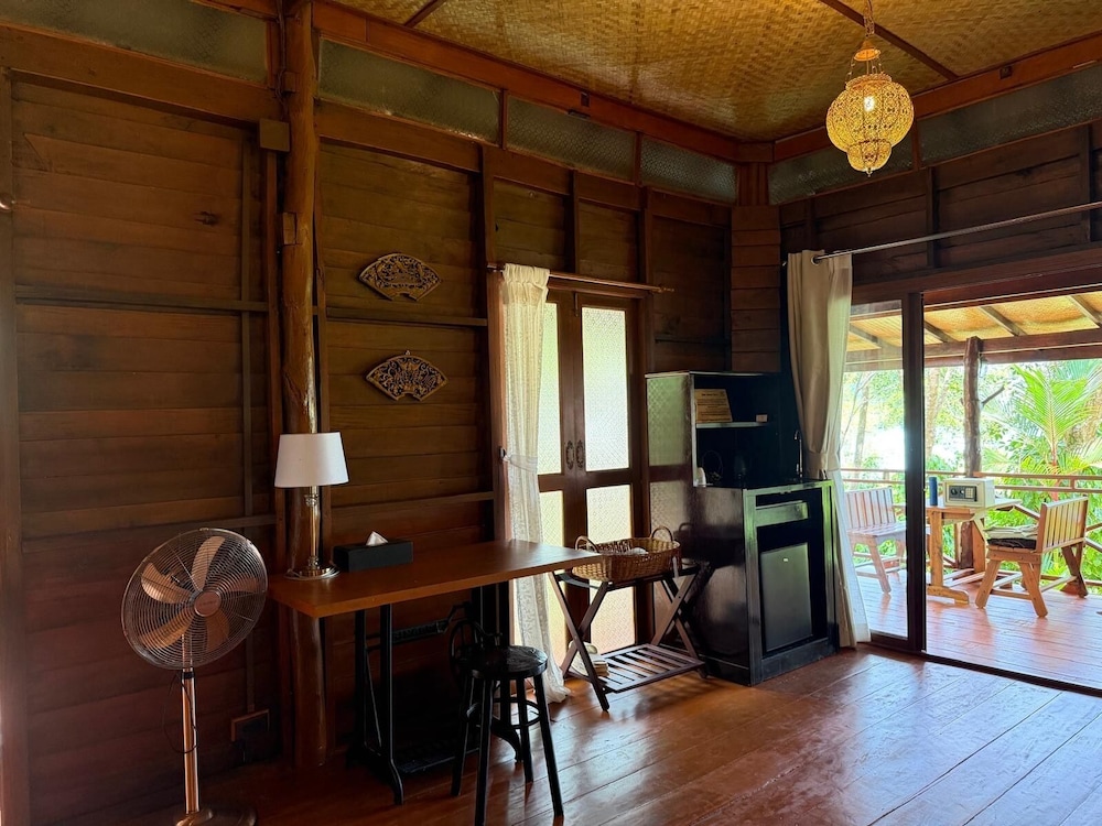 Banyan Bay Villas 8/50