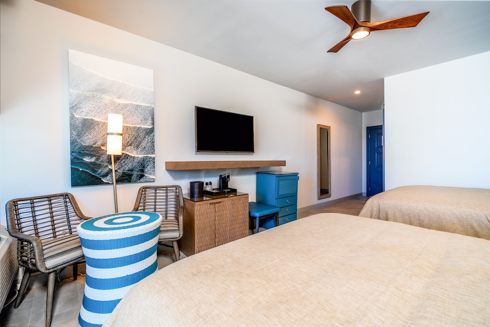 Chesapeake Resort 39/50