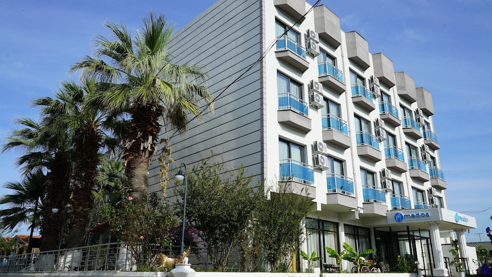 Medos hotel 6/56