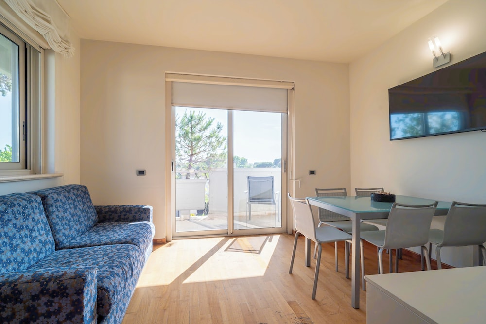 Verdeluna Aparthotel 28/48