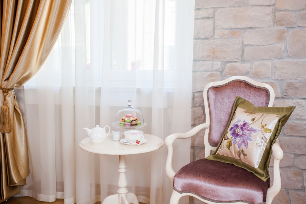 Priska Heritage Rooms 32/50