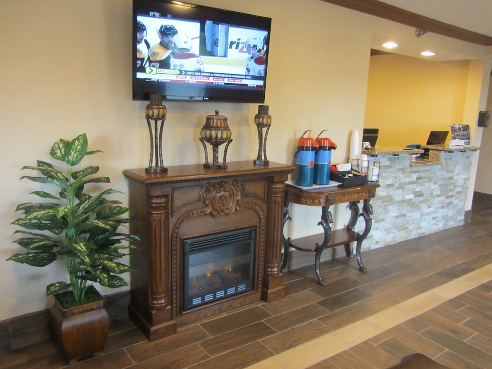 American Inn & Suites Metro Airport 3/27