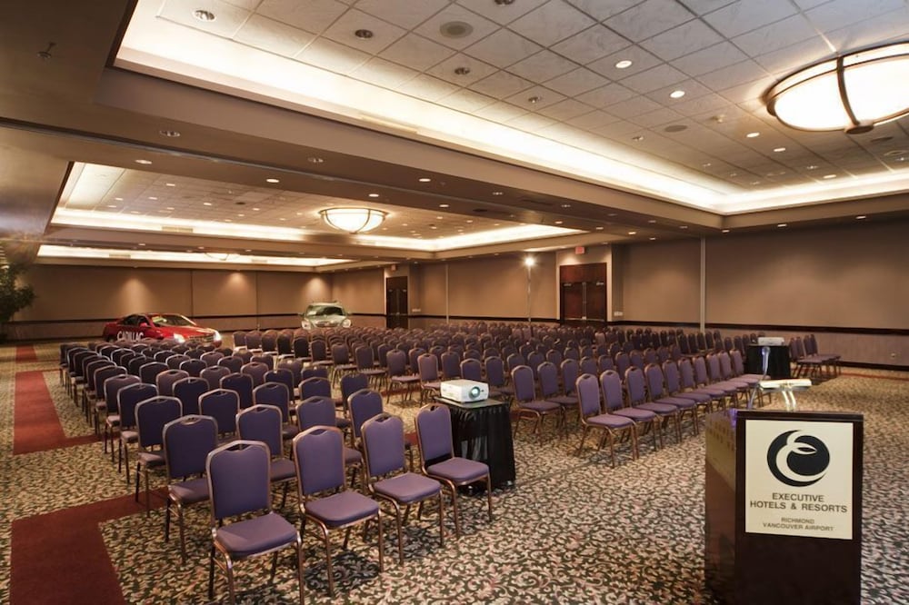 Executive Hotel Vancouver Airport 63/68