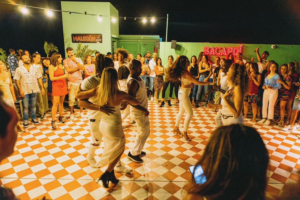 CUBANITO IBIZA SUITES 38/50