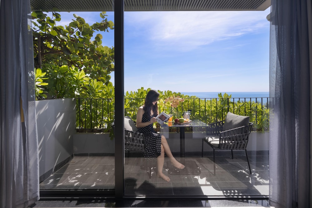JBAY Beachfront Boutique Hotel 19/33