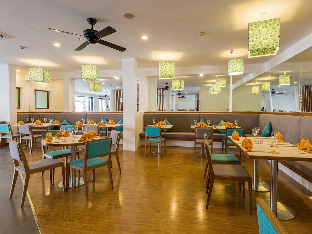 Emm Hotel Hoi An 38/50
