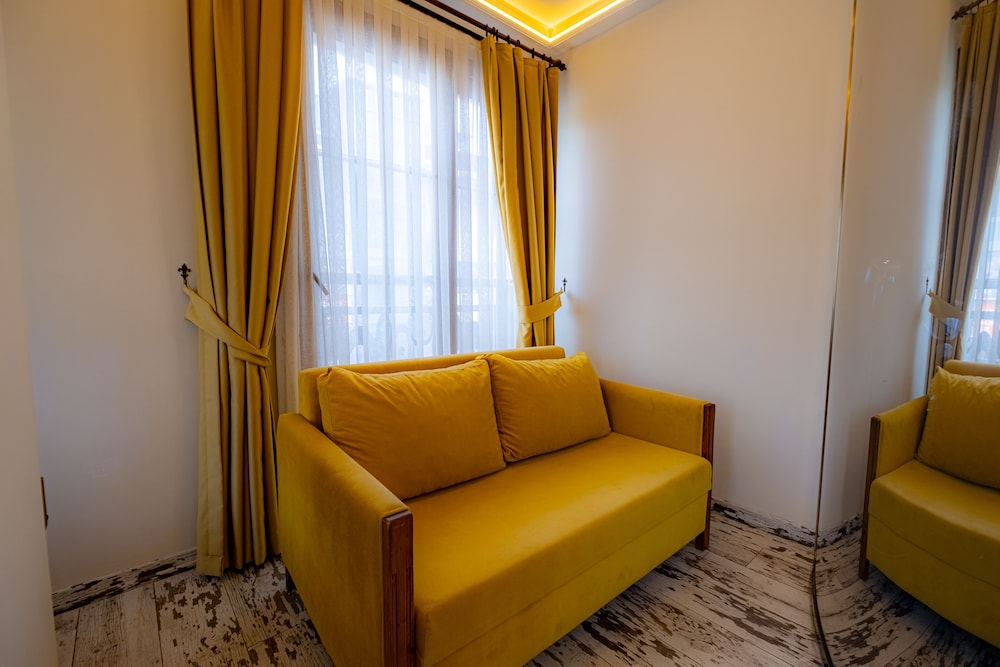 Reis Royal Hotel 58/80