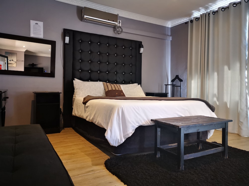 The Green Olive Guesthouse 10/42