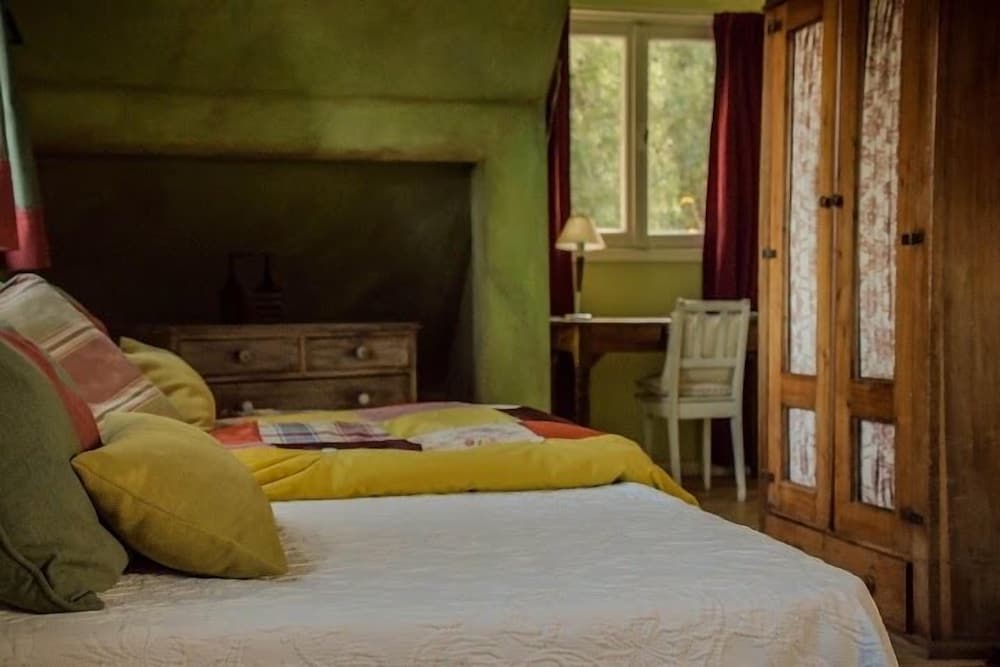 Los Juncos-Patagonian Lake House 14/60