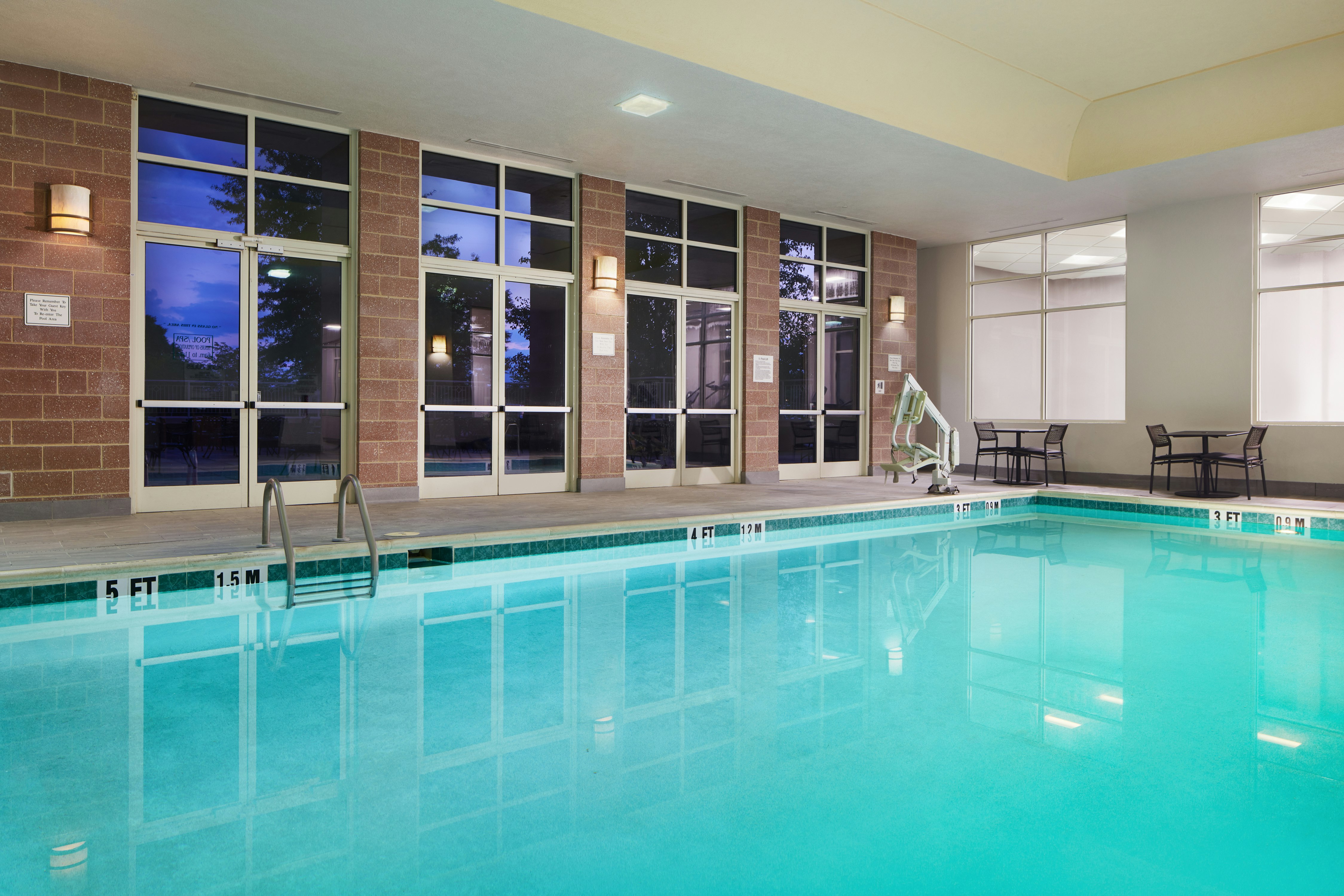 Hilton Charlotte Airport 8/36