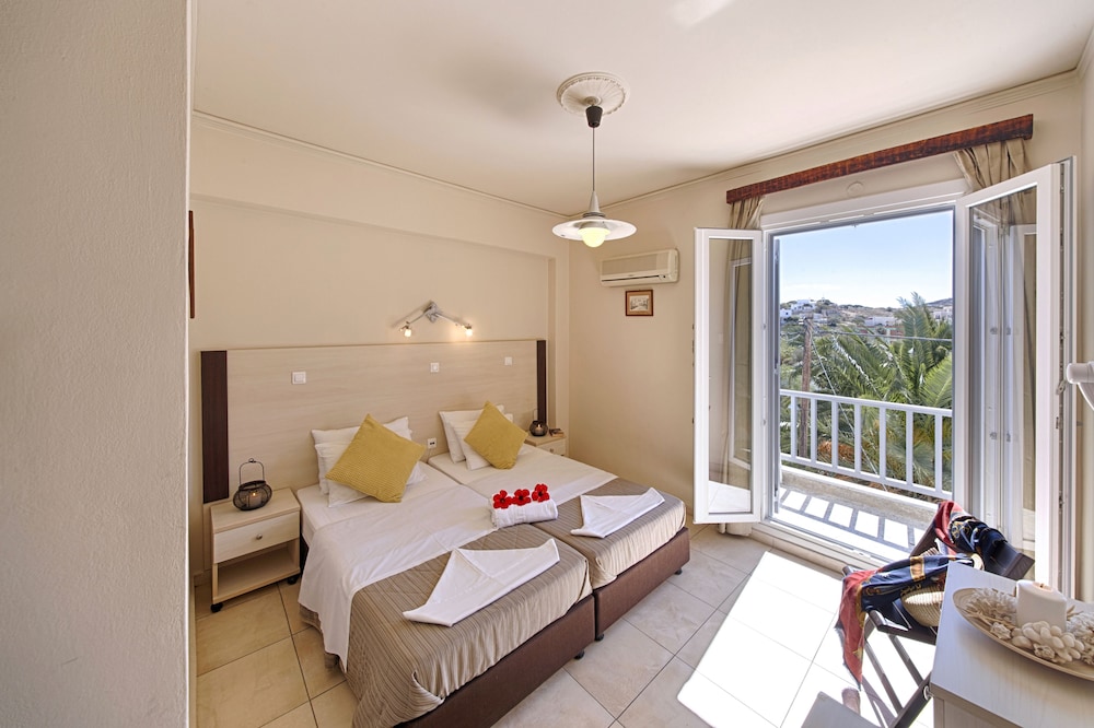 Hotel Francoise 14/51