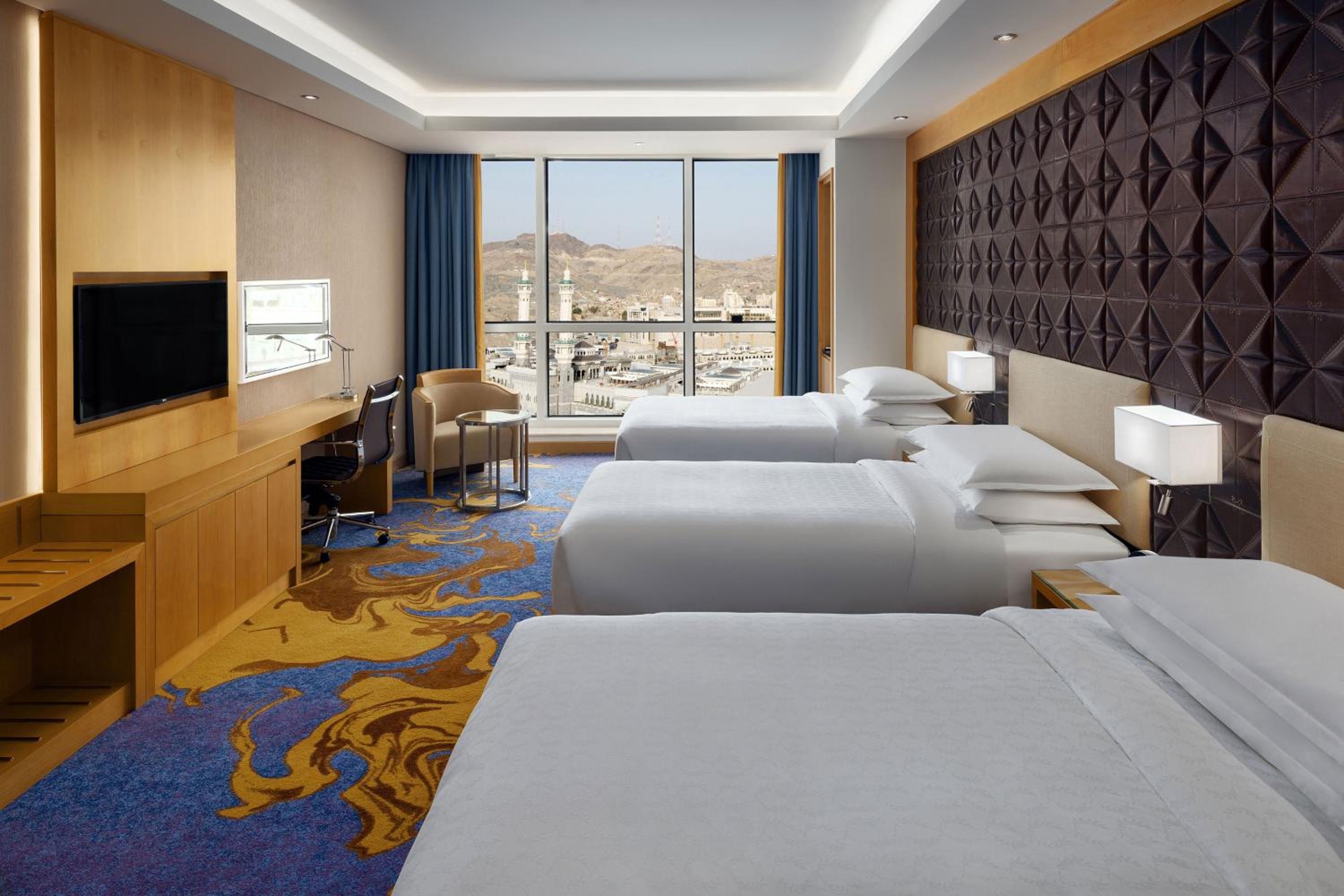 1 Bedroom, Executive, Suite, 3 Beds