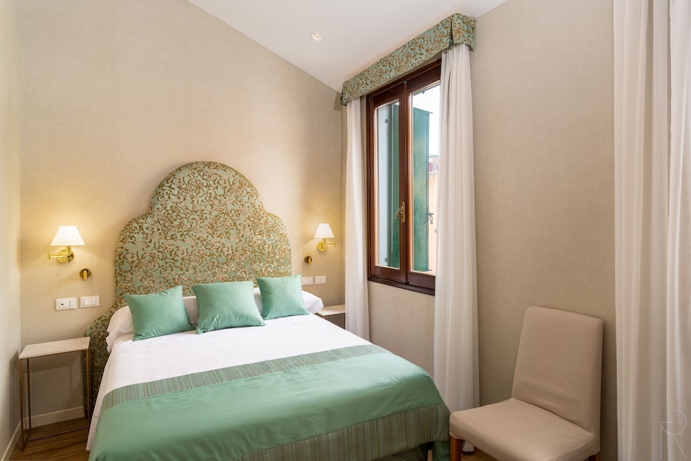 Villa Rosa 13/49