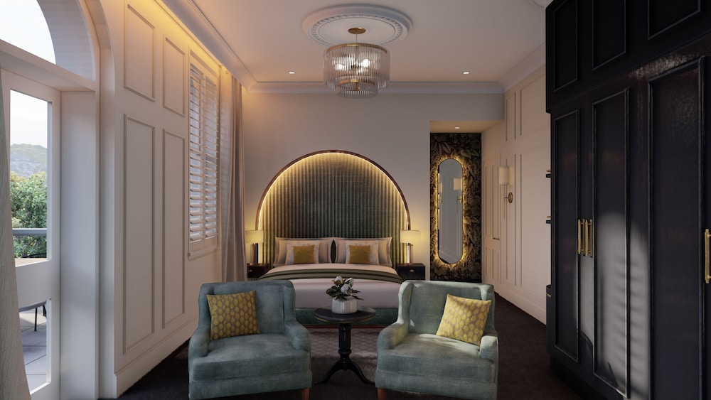 The Clements Hotel 47/65