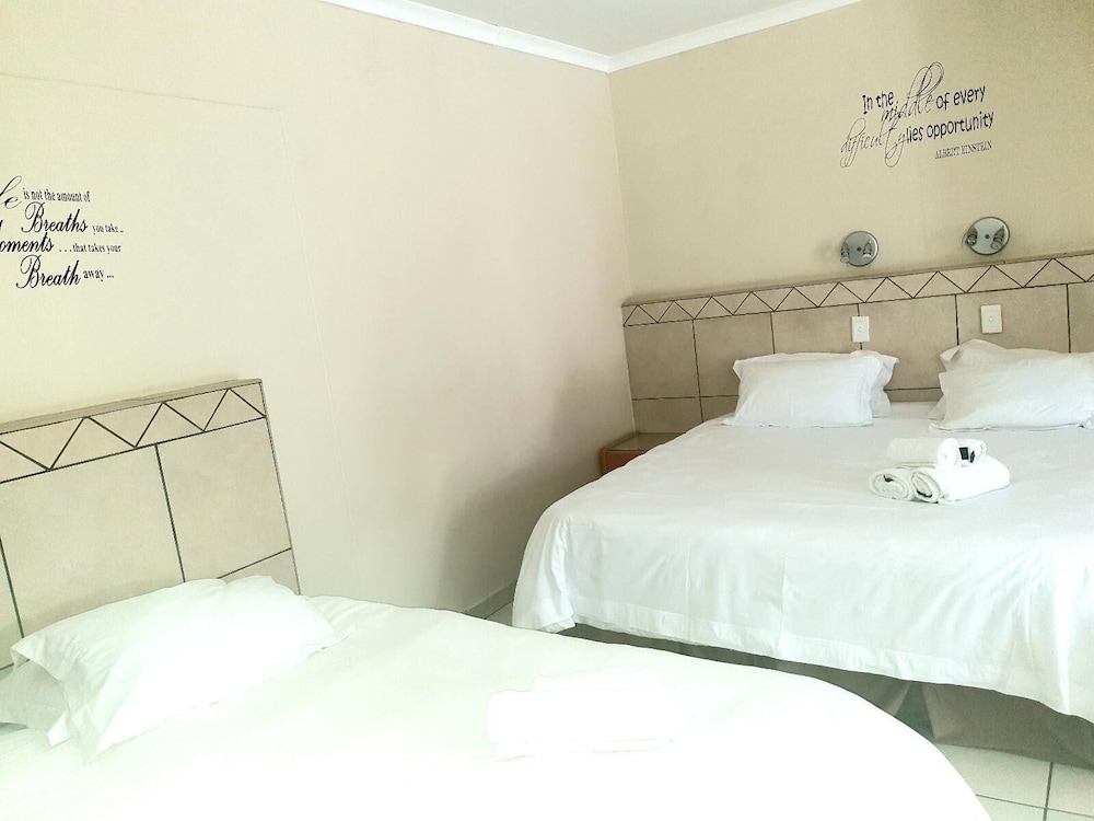 Kuruman Lodge 6/18