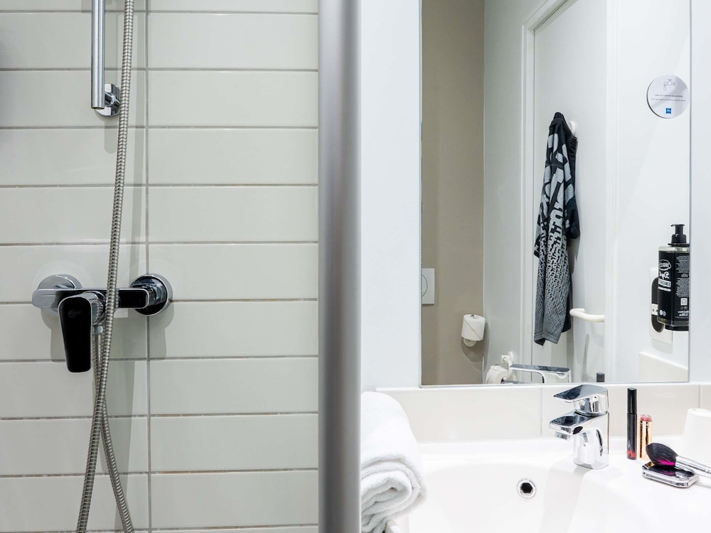 Ibis Budget Rouen Sud Zenith 48/49