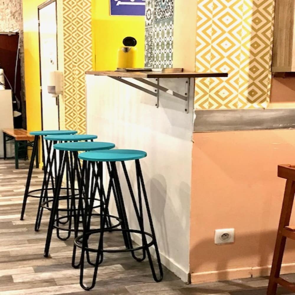 Trendy Hostel 6/35