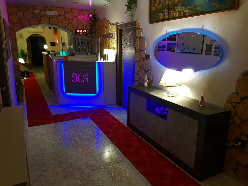 Hotel Ginevra 52/71