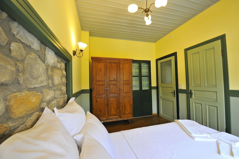 Petrino Gokceada Hotel 17/37