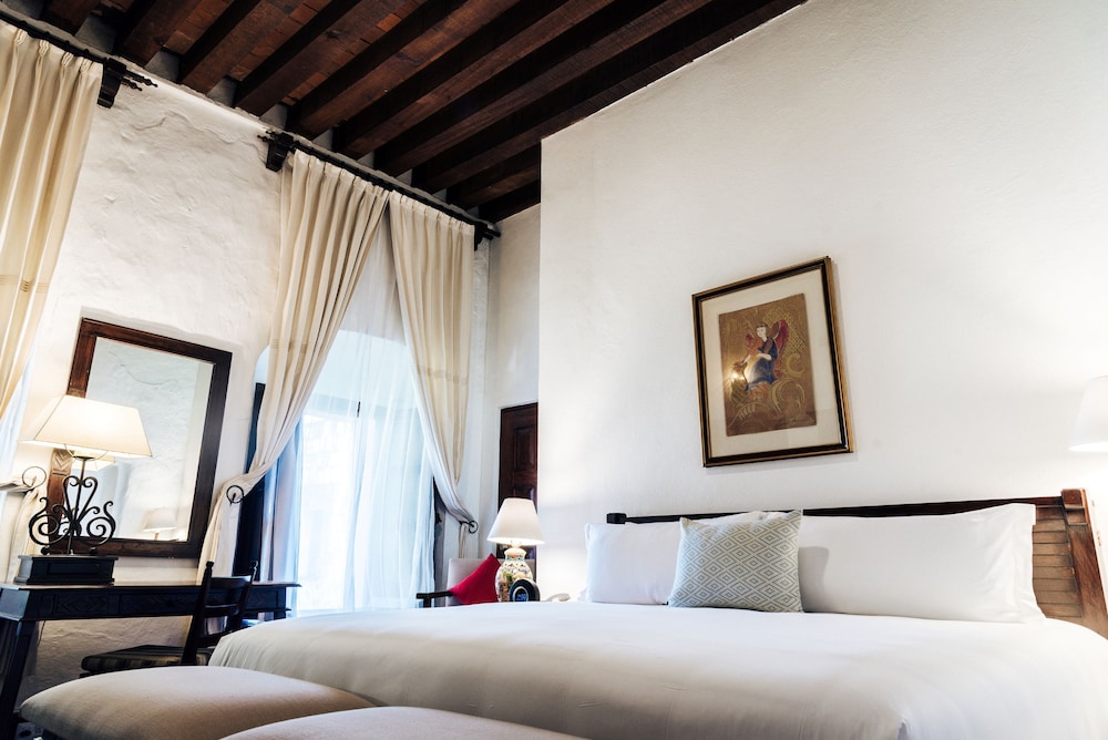 GRAND, GRAN CLASE, KING BED
