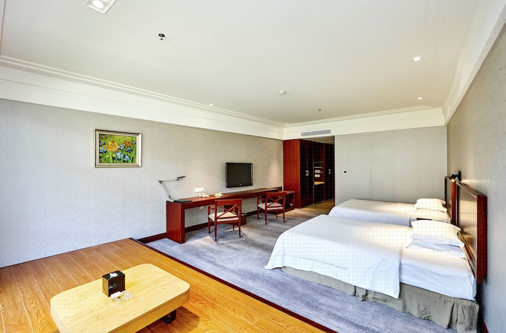 Tongli Lakeview Hotel 21/76