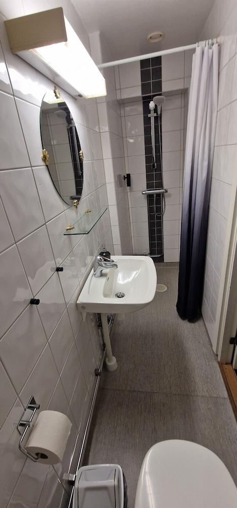 Hotell Drott 37/42