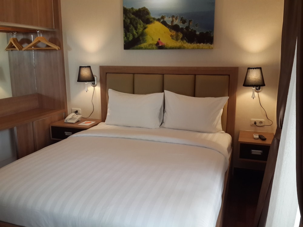 Millinov Boutique Hotel 7/18