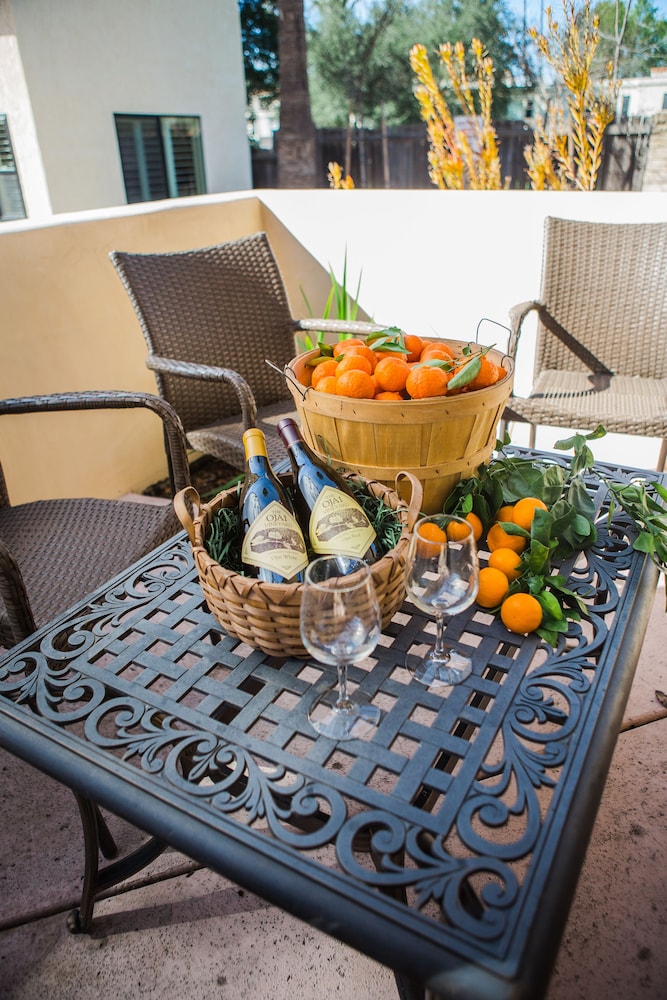 Casa Ojai Inn 30/60
