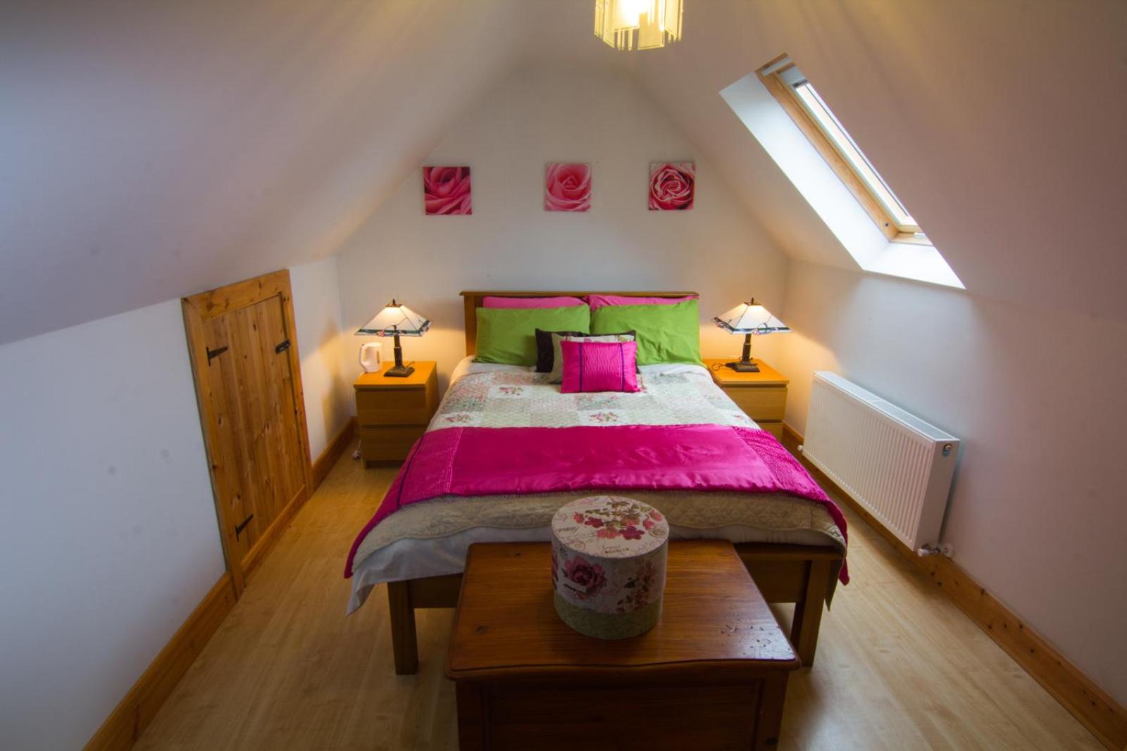The Thatched Cottage B&B 7/25