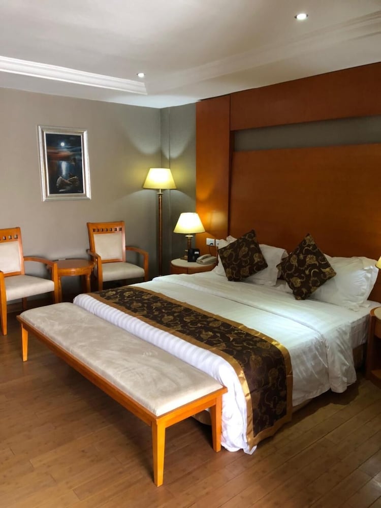 Bon Hotel Sunshine Enugu 11/50