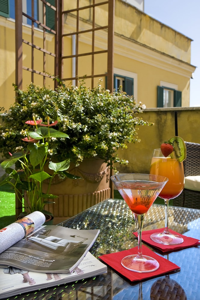 Hotel Villa San Lorenzo Maria 41/57