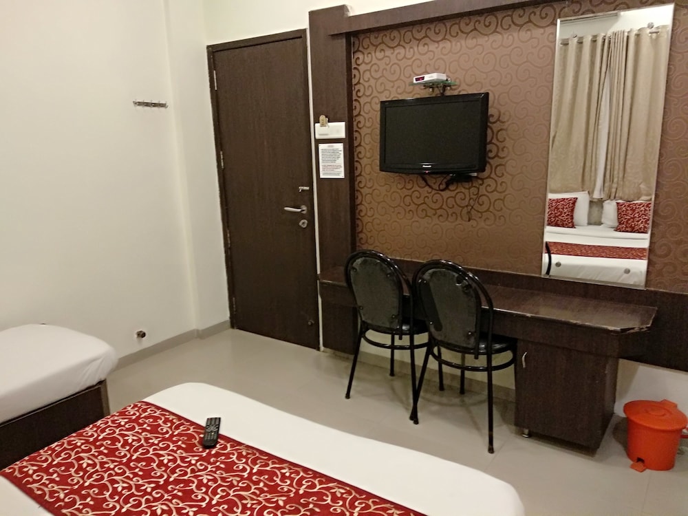 Hotel Sai Grand Castle Inn 34/38