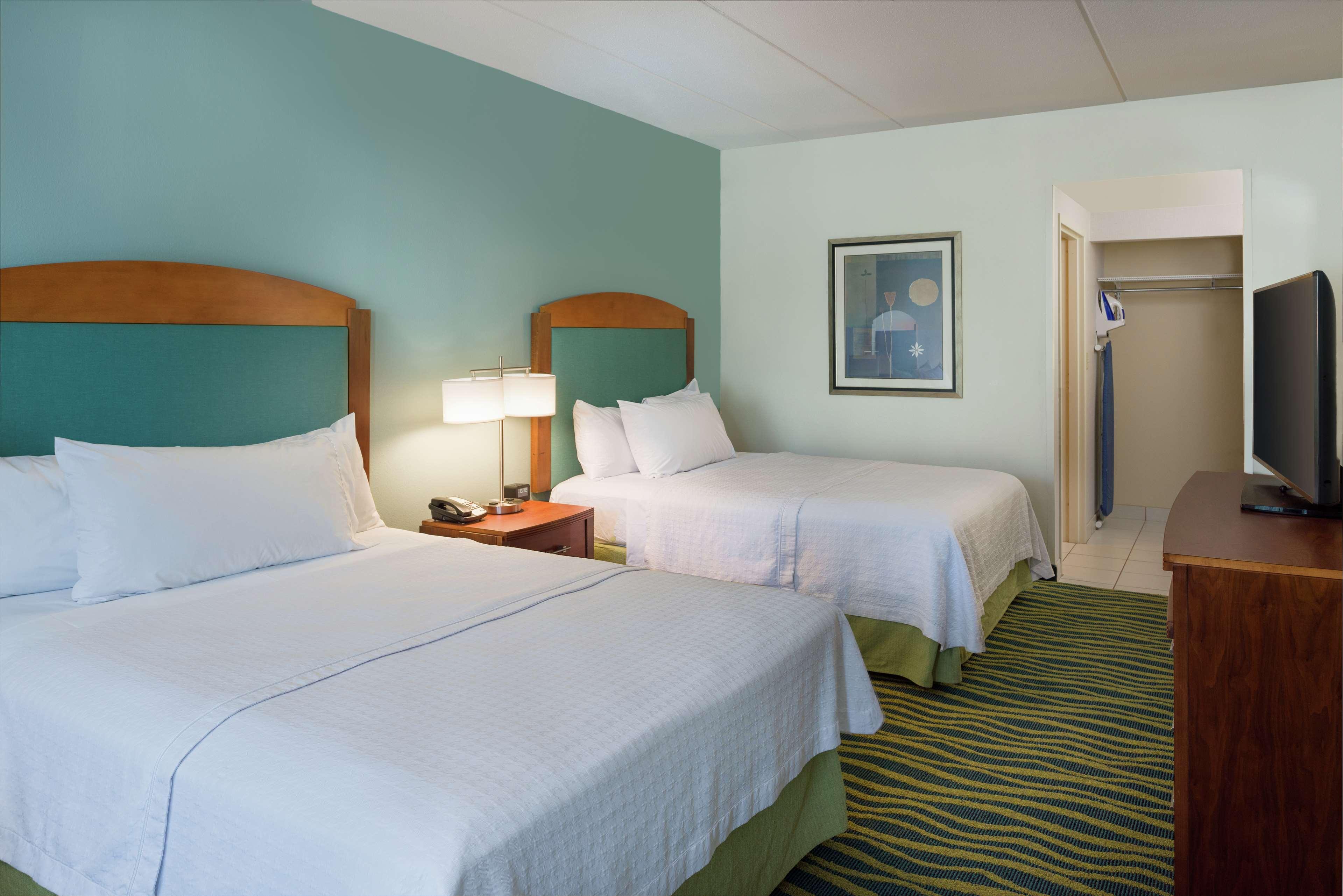 2 BEDROOMS, SUITE, 2 QUEEN BEDS, 2 BATHROOMS