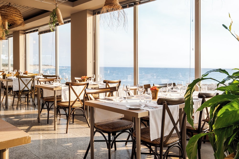 Axis Ofir Beach Resort 34/49