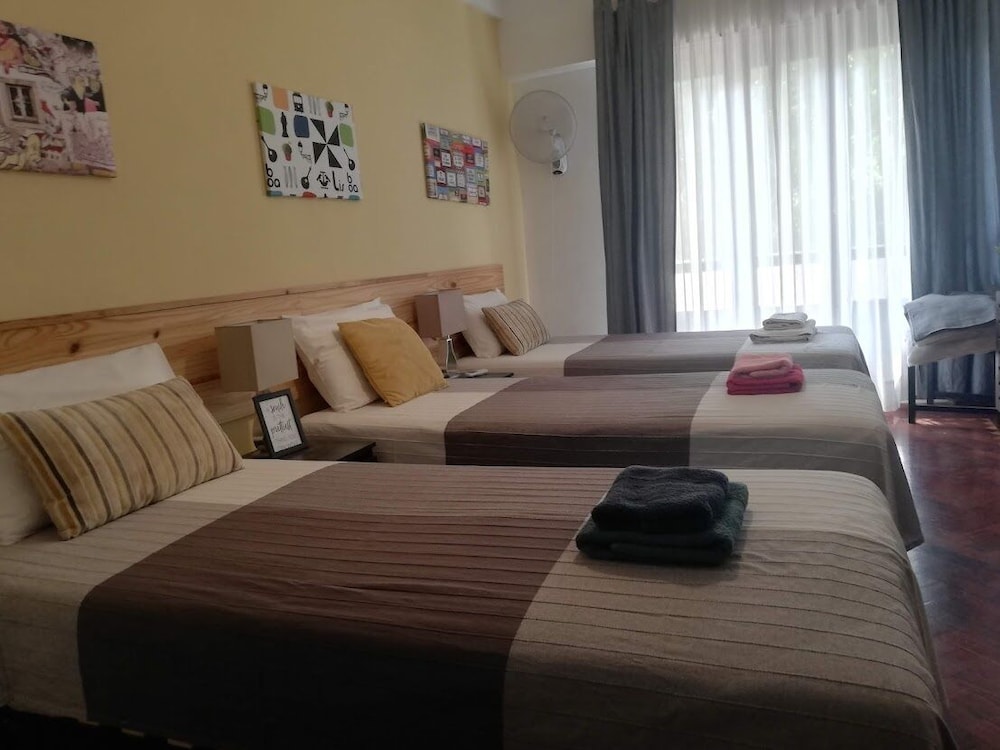 ROOM, TRIPLE, 3 BEDS, BALCONY