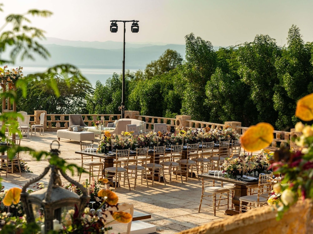 Movenpick Resort and Spa Dead Sea 10/75