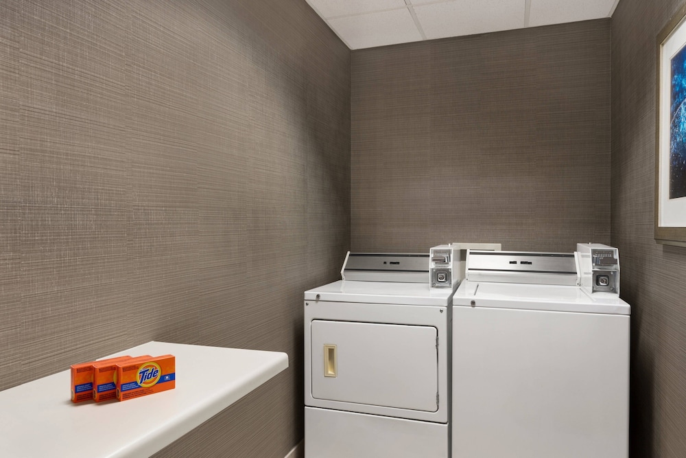 Courtyard by Marriott Philadelphia Montgomeryville 18/37