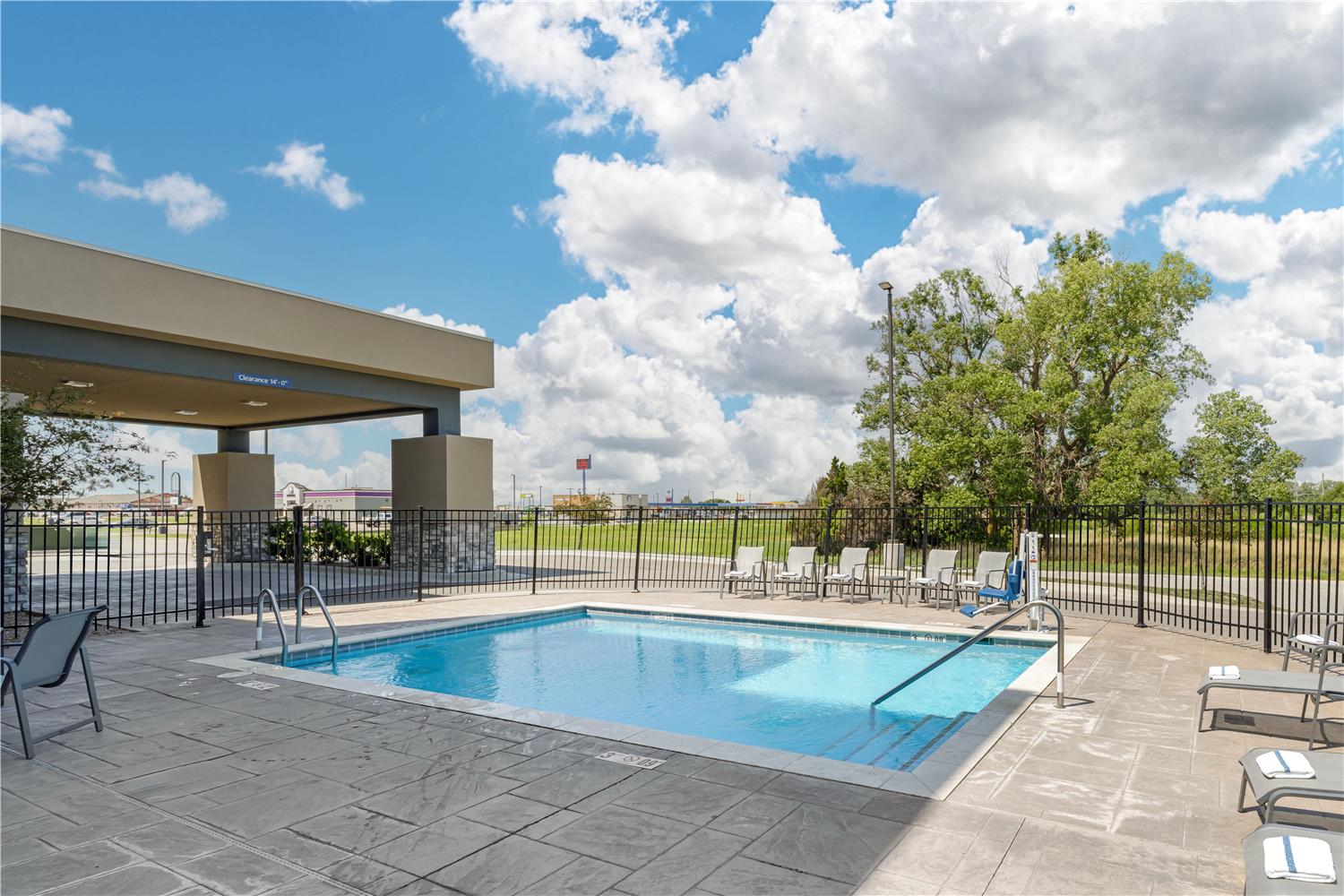 Best Western Plus McPherson 20/21