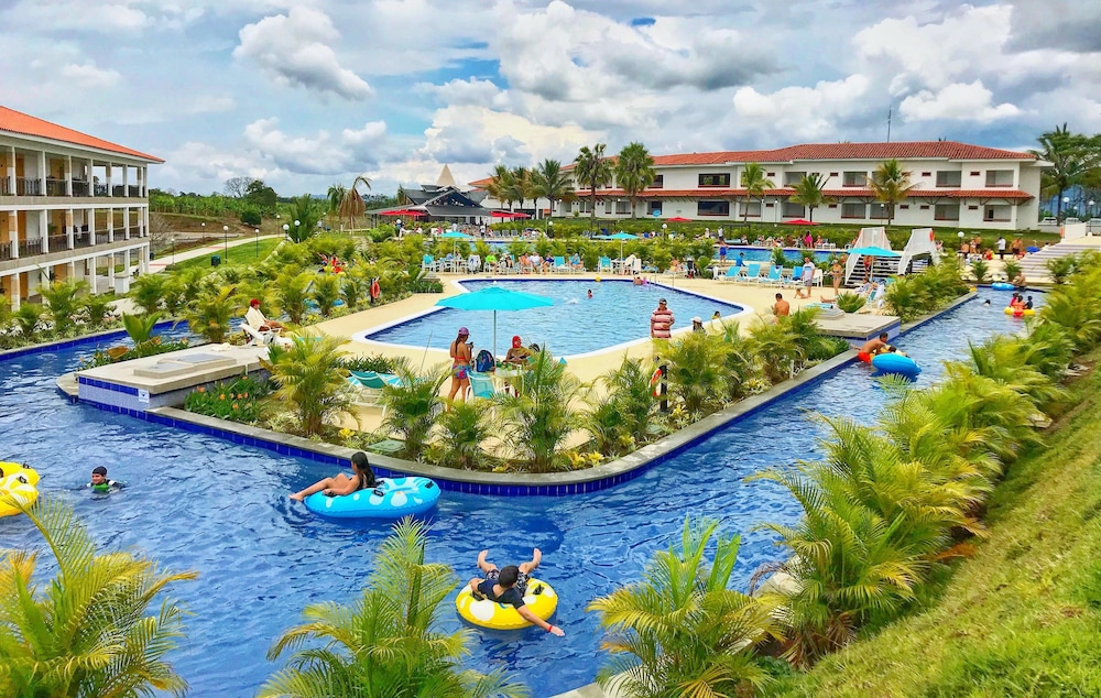 Hotel Campestre Las Camelias 19/71
