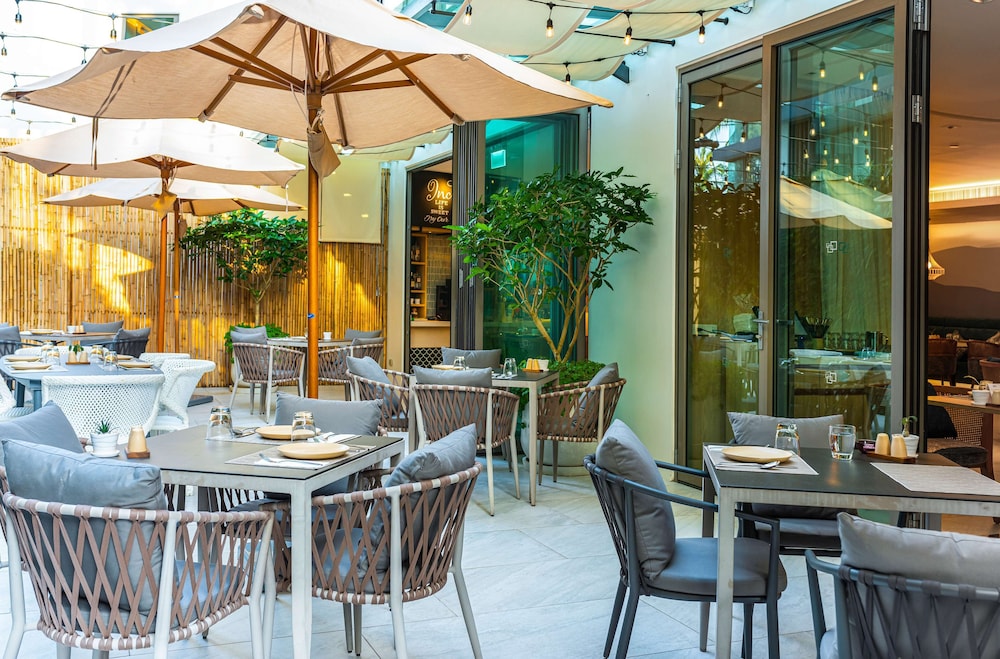 Mamaka Phuket, Tapestry Collection by Hilton 22/33