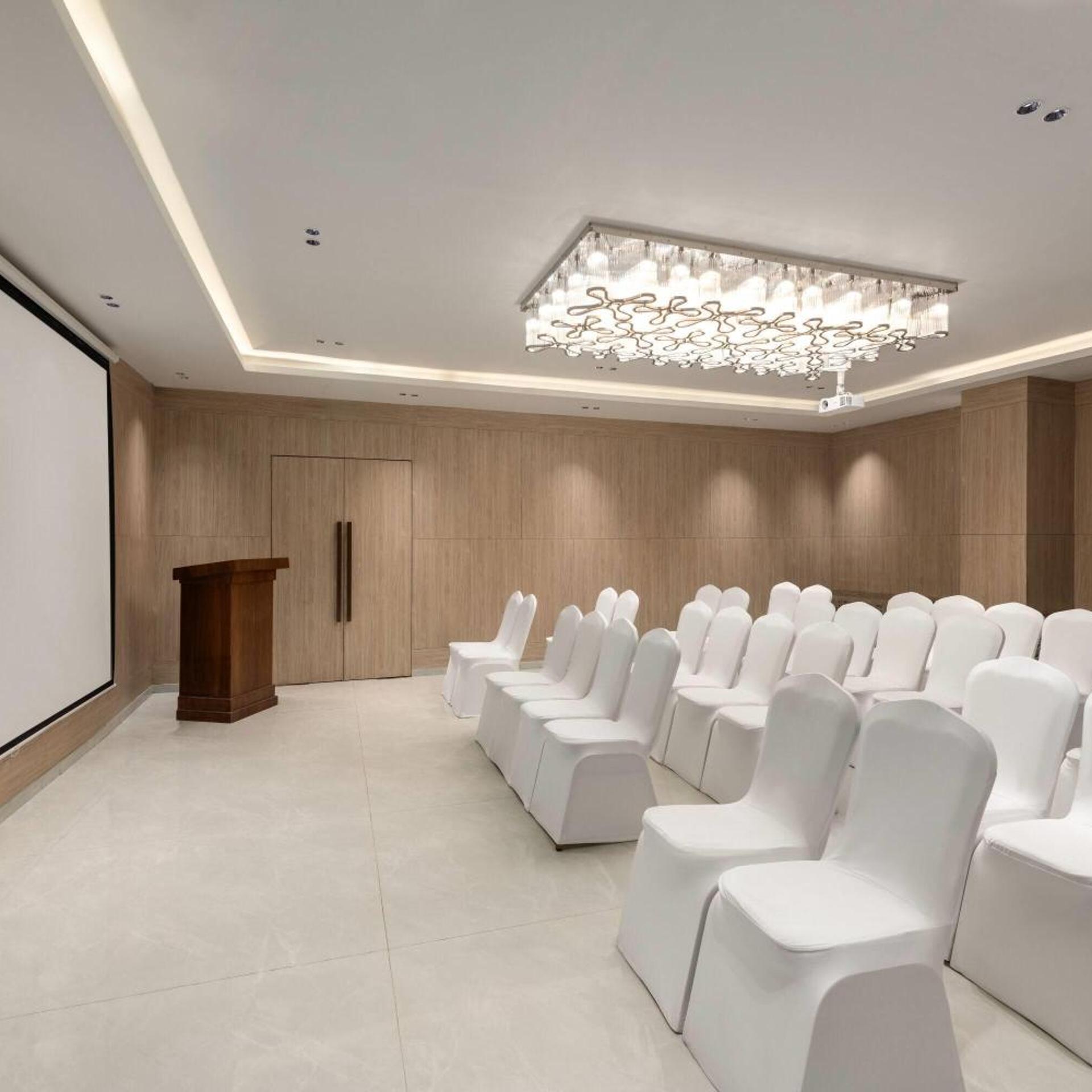Ramada Encore by Wyndham Chandigarh Zirakpur 47/60