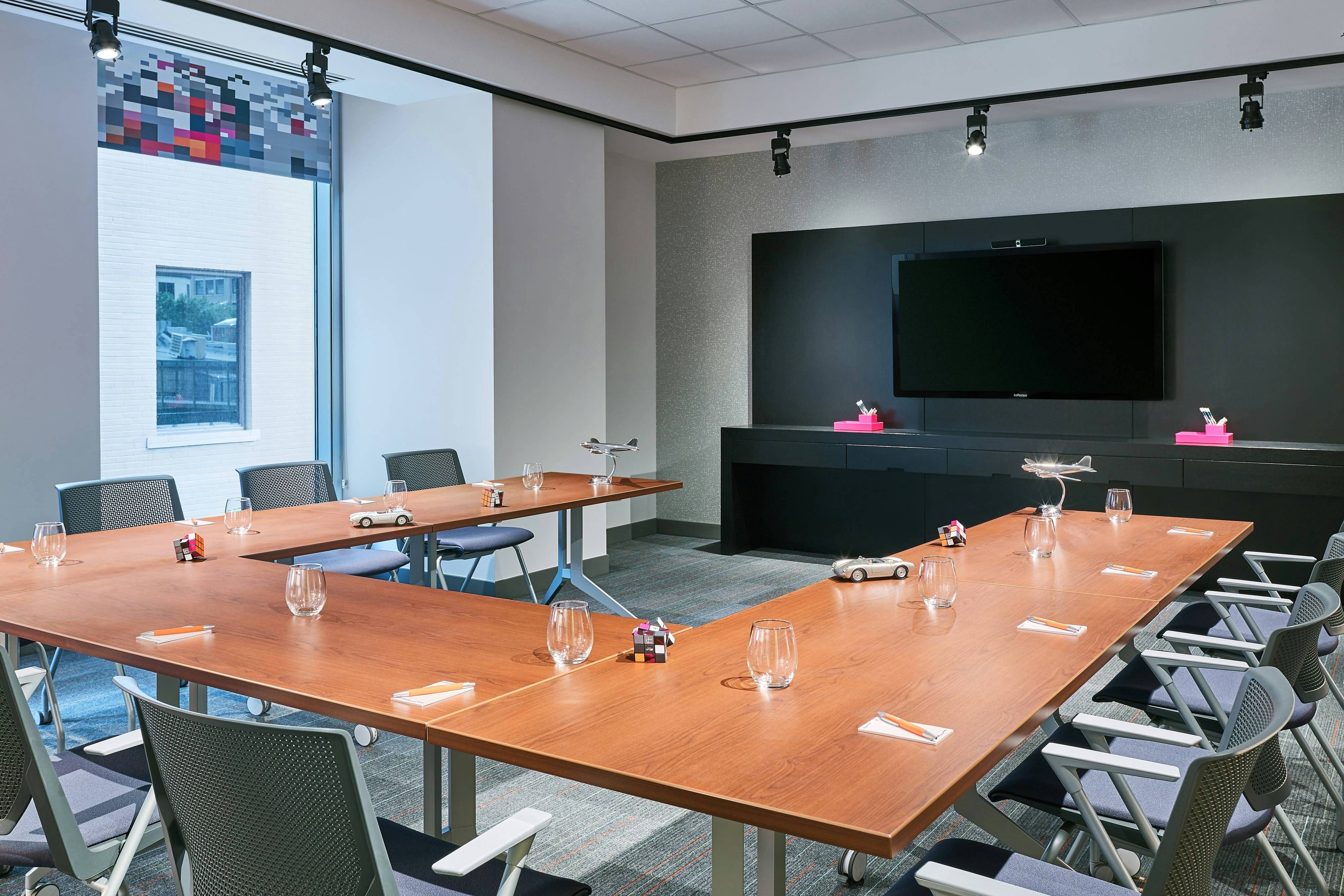 Aloft Austin Downtown 55/58