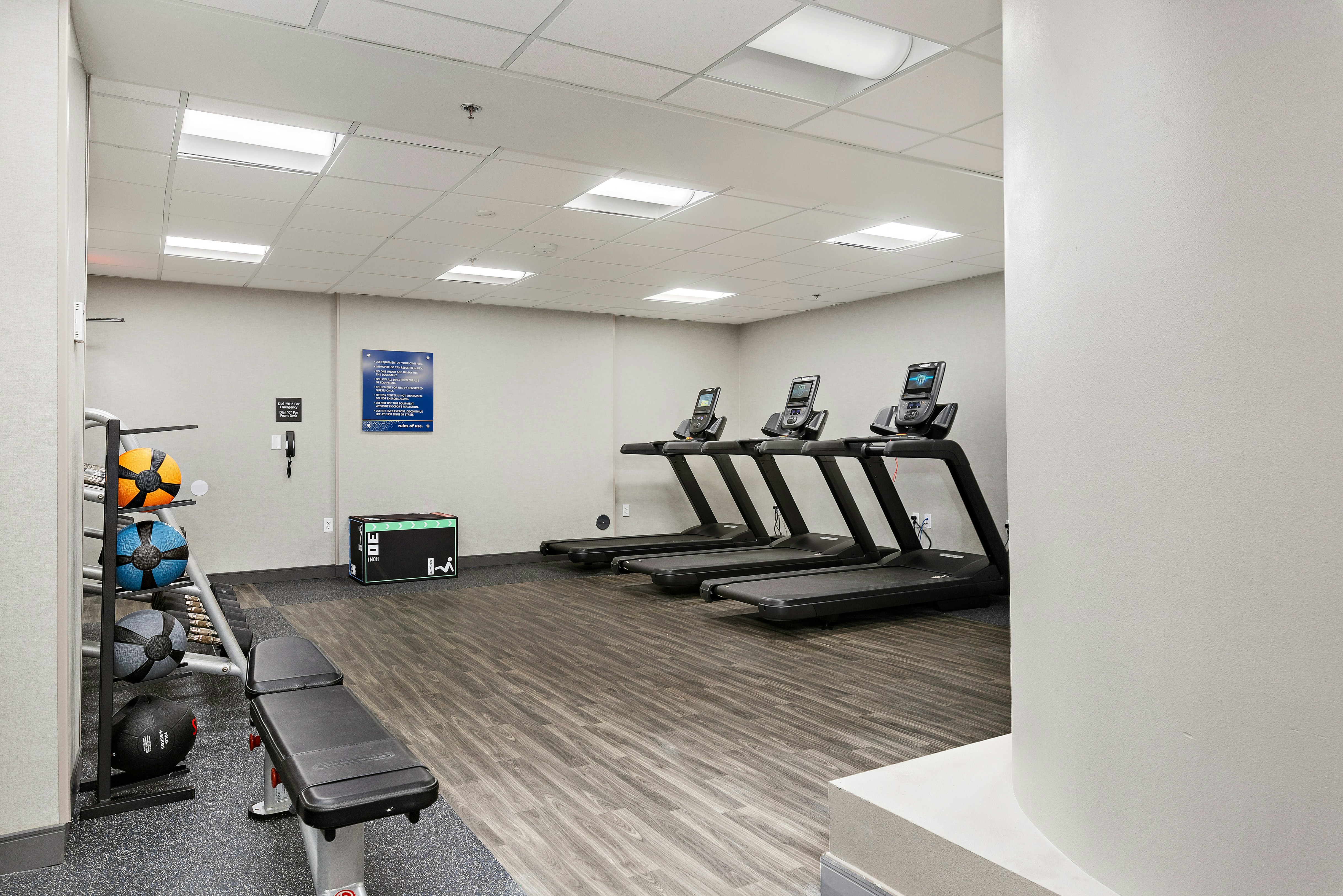 Hampton Inn Kansas City/Downtown Financial District 18/32