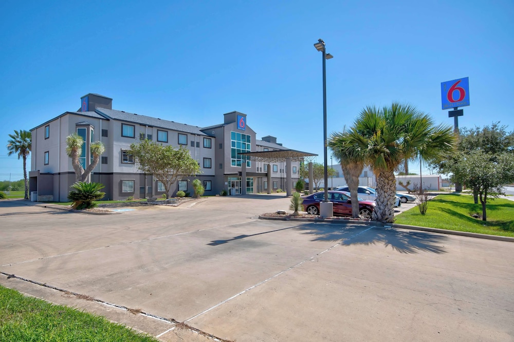 Motel6 Harlingen, TX 41/52