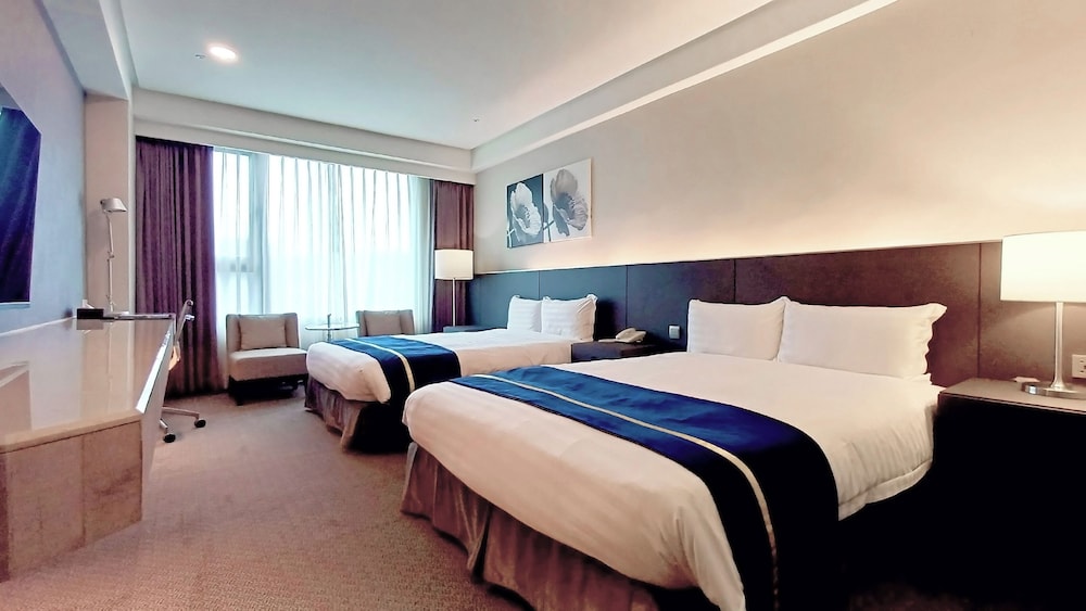 Best Hotel 24/63