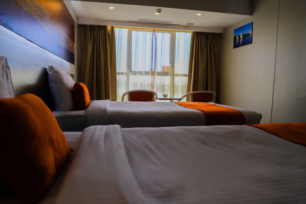 Aswan Plaza Corniche 11/55