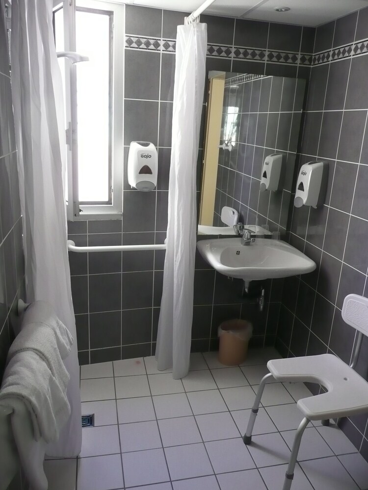 Hotel Saint Georges Lourdes Pyrenees (Avril 2026) 18/69